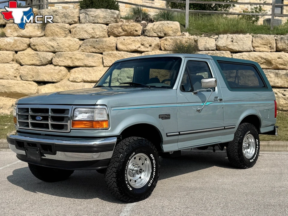 1996 Ford Bronco 5th Gen - Image 16 of 31