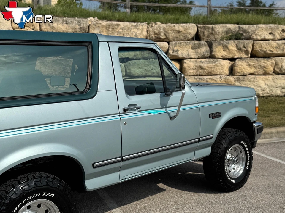 1996 Ford Bronco 5th Gen - Image 10 of 31