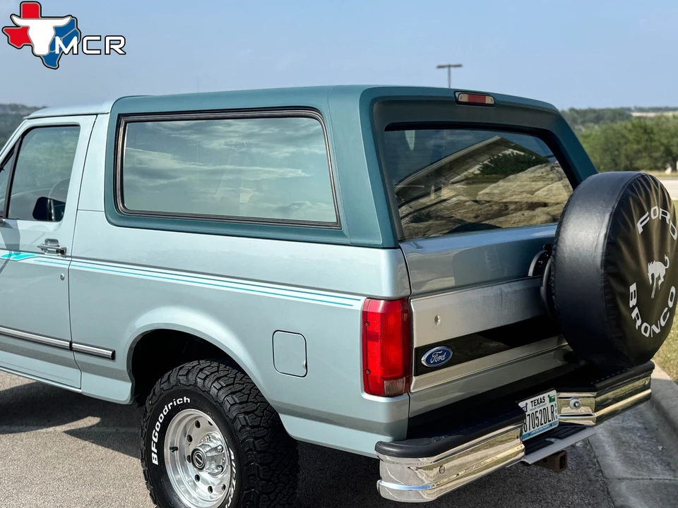 1996 Ford Bronco 5th Gen - Image 18 of 31