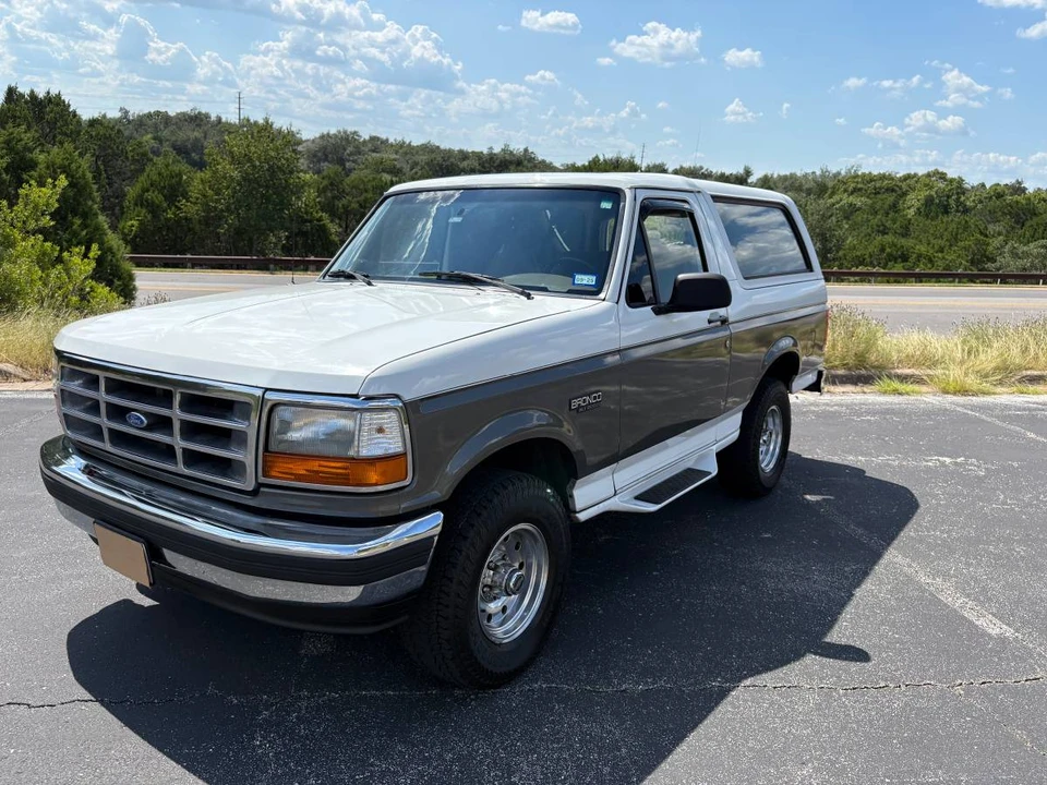 1995 Ford Bronco 5th Gen - Image 5 of 15