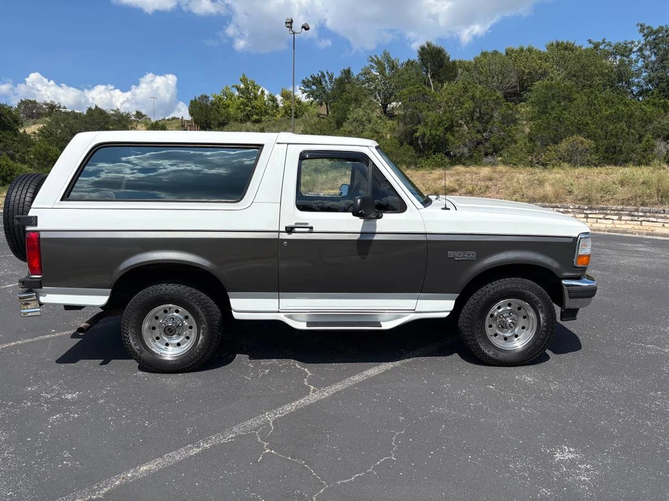 1995 Ford Bronco 5th Gen - Image 8 of 15