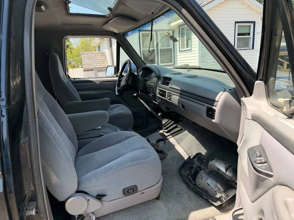 1996 Ford Bronco 5th Gen - Image 13 of 14