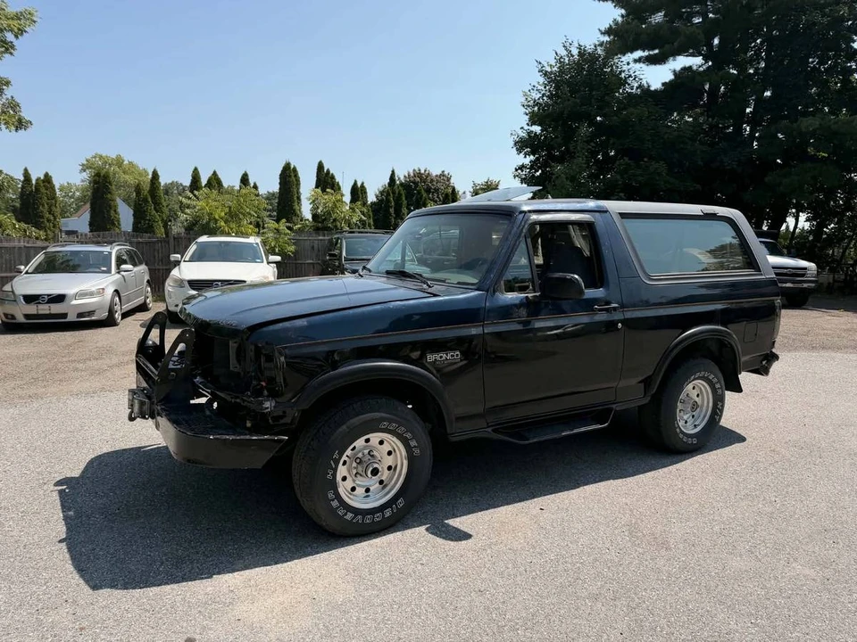 1996 Ford Bronco 5th Gen - Image 2 of 14