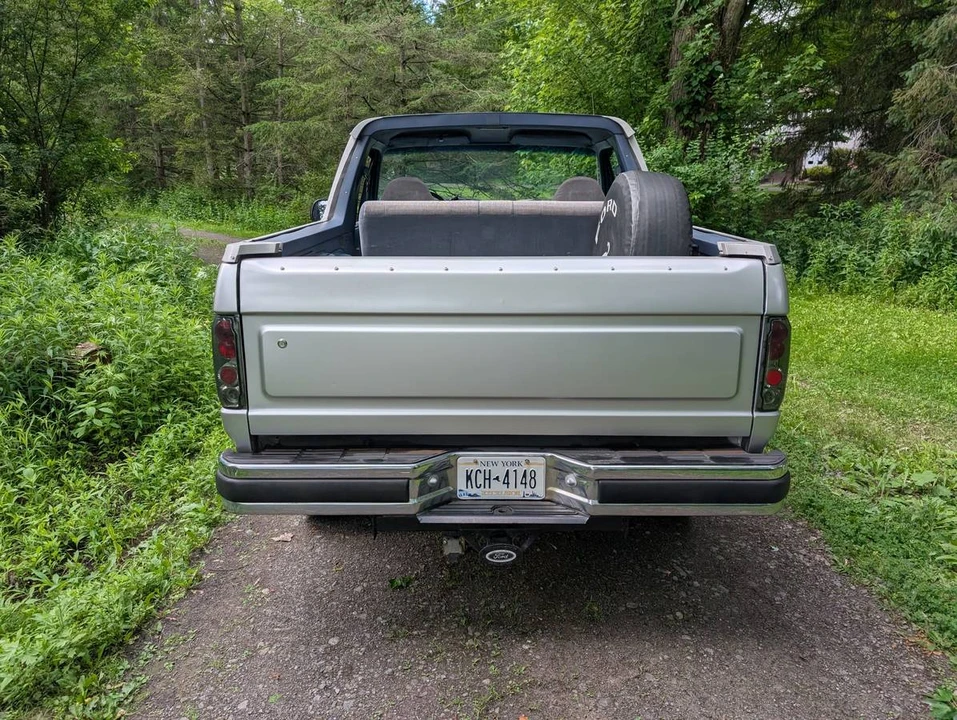 1996 Ford Bronco 5th Gen - Image 5 of 17