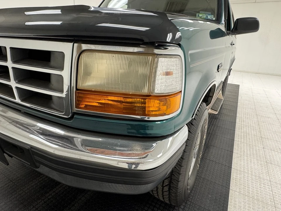 1996 Ford Bronco 5th Gen - Image 10 of 31