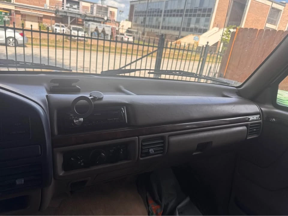 1996 Ford Bronco 5th Gen - Image 9 of 12
