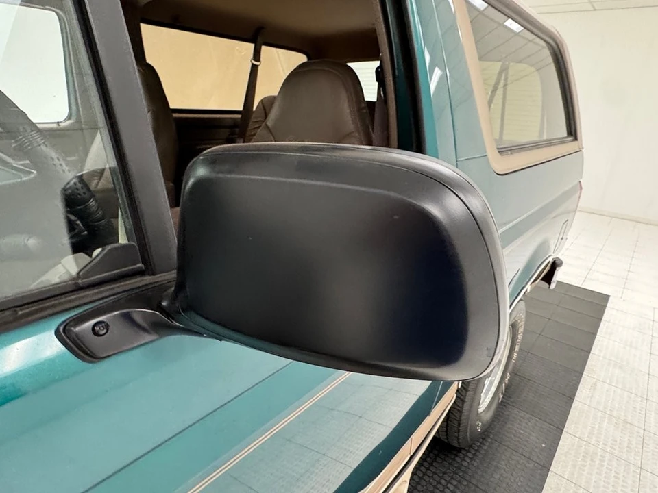1996 Ford Bronco 5th Gen - Image 15 of 21