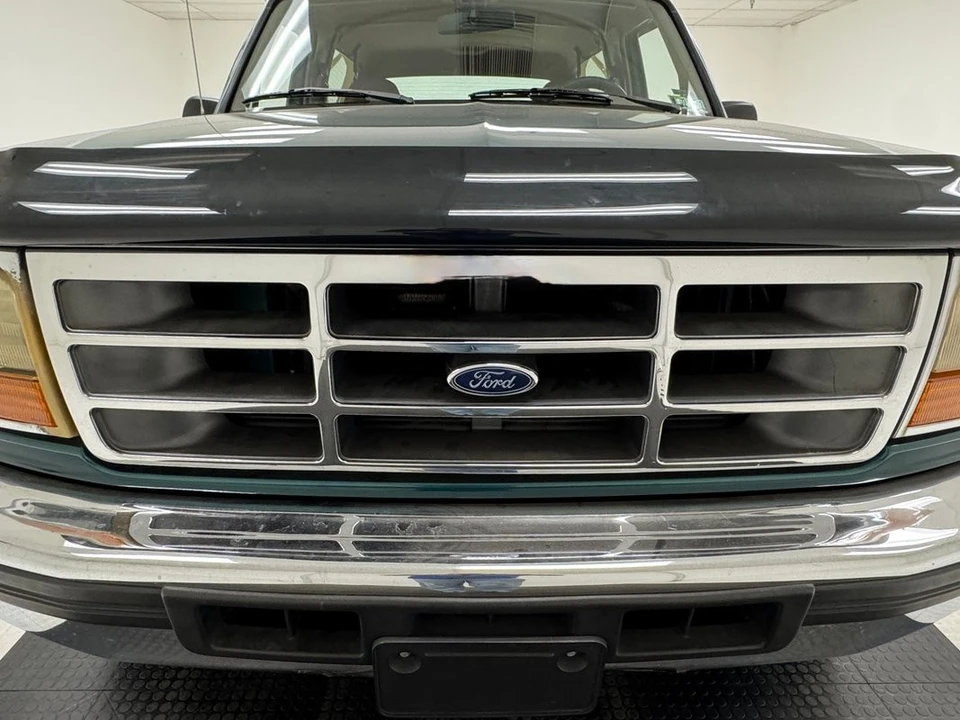1996 Ford Bronco 5th Gen - Image 9 of 21