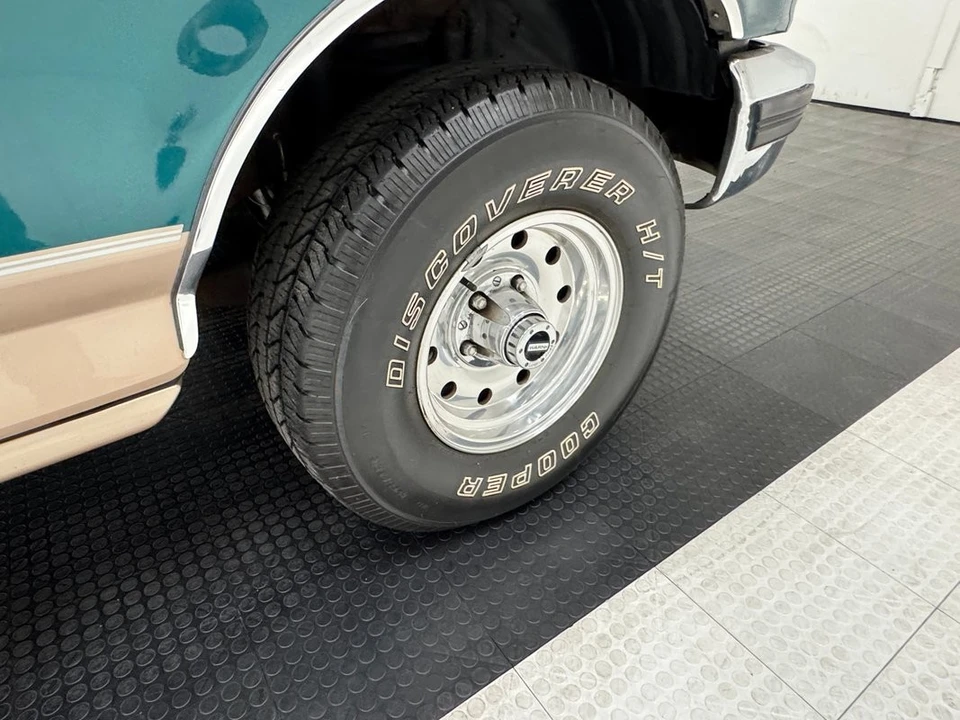 1996 Ford Bronco 5th Gen - Image 20 of 21