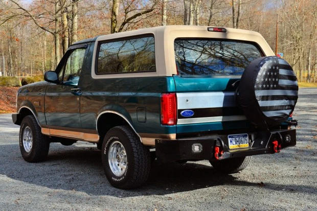 1996 Ford Bronco 5th Gen - Image 2 of 7