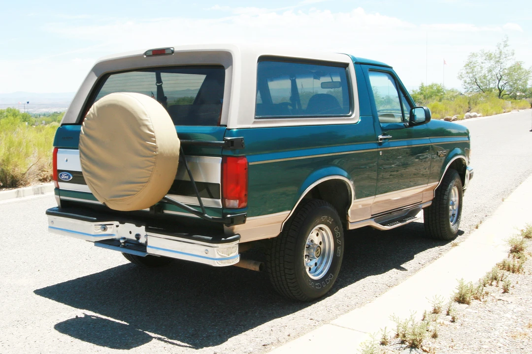 1996 Ford Bronco 5th Gen - Image 8 of 31