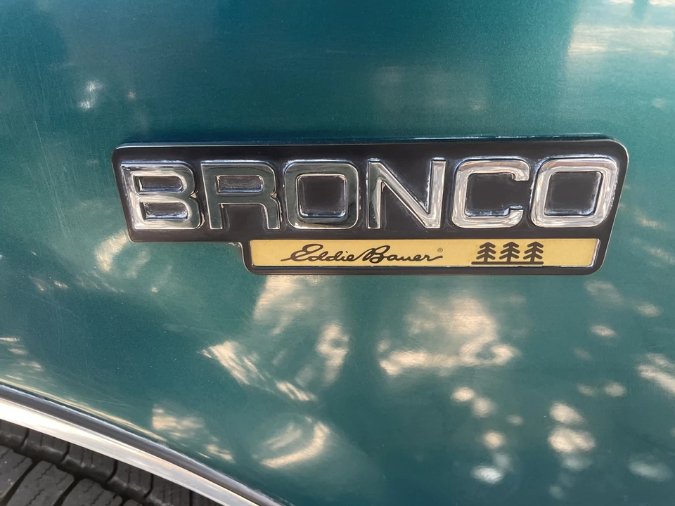 1996 Ford Bronco 5th Gen - Image 26 of 31