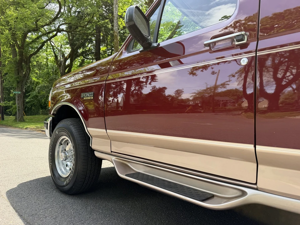 1996 Ford Bronco 5th Gen - Image 24 of 31