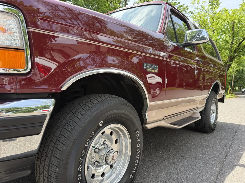 1996 Ford Bronco 5th Gen - Image 18 of 31