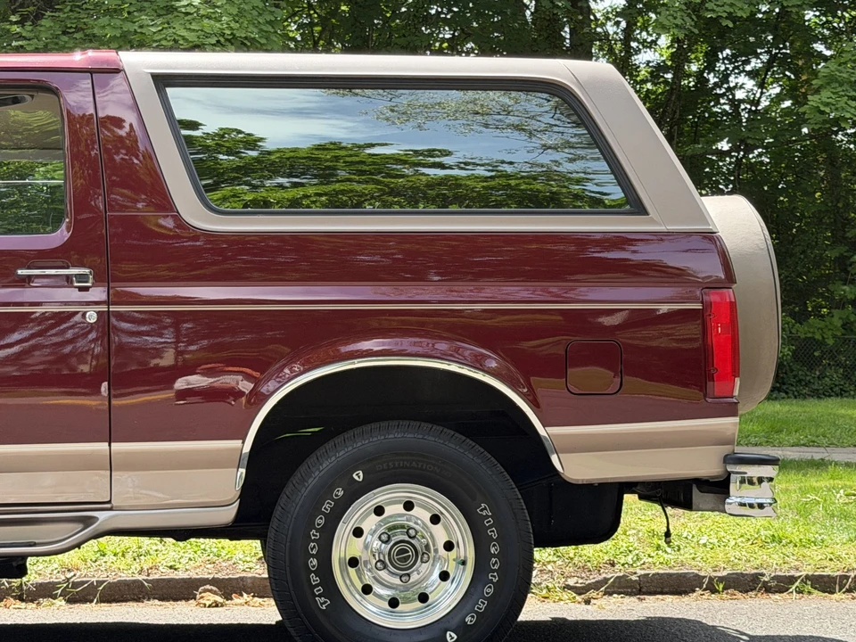 1996 Ford Bronco 5th Gen - Image 28 of 31