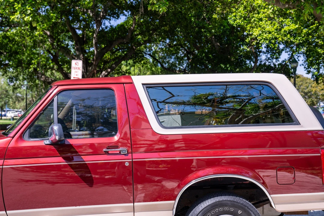 1996 Ford Bronco 5th Gen - Image 15 of 31
