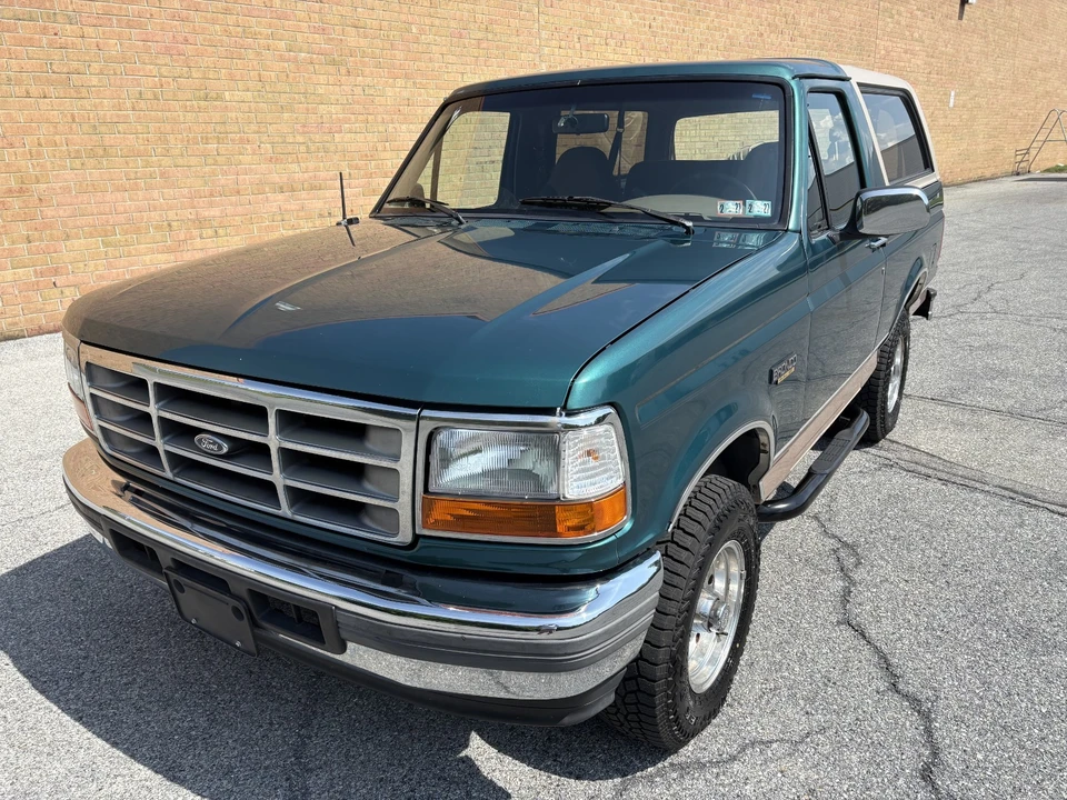 1996 Ford Bronco 5th Gen - Image 3 of 25