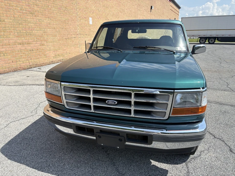 1996 Ford Bronco 5th Gen - Image 2 of 25