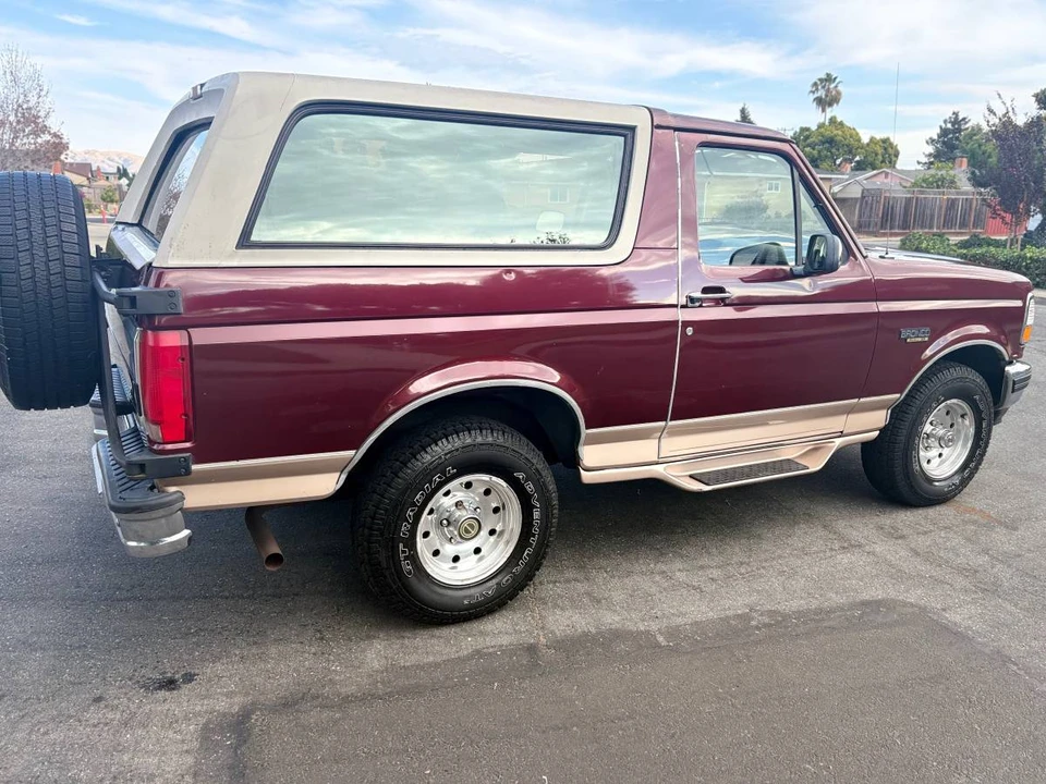 1996 Ford Bronco 5th Gen - Image 4 of 23