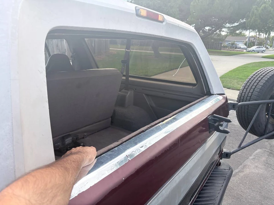 1996 Ford Bronco 5th Gen - Image 17 of 23