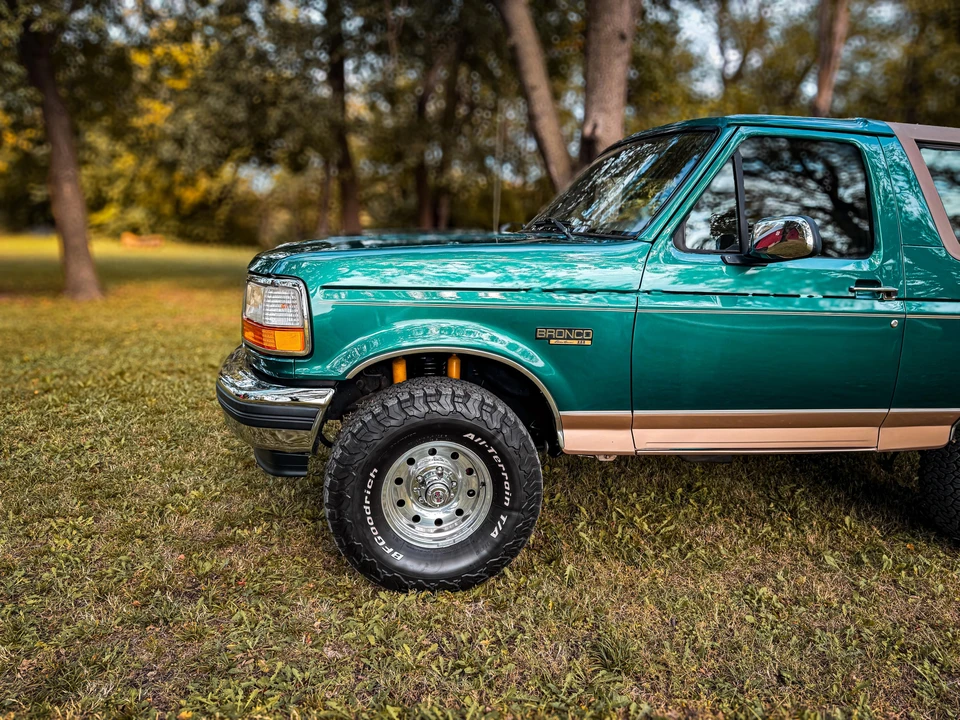 1996 Ford Bronco 5th Gen - Image 19 of 31
