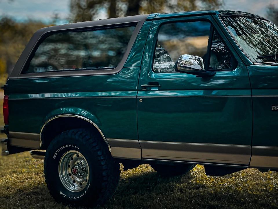 1996 Ford Bronco 5th Gen - Image 26 of 31