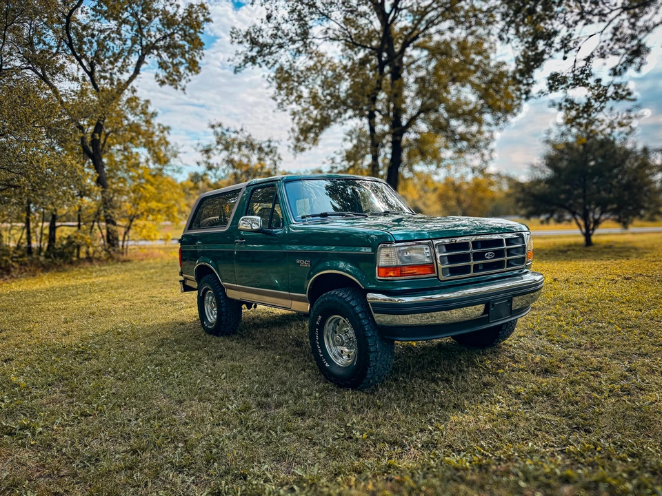 1996 Ford Bronco 5th Gen - Image 13 of 31
