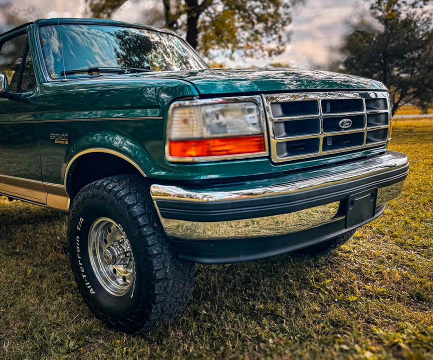 1996 Ford Bronco 5th Gen - Image 30 of 31