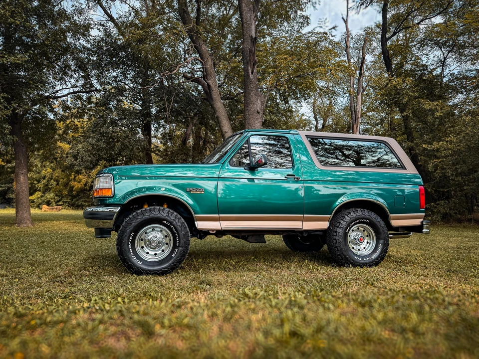 1996 Ford Bronco 5th Gen - Image 8 of 31