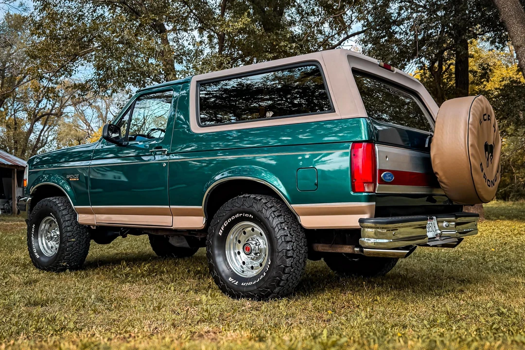 1996 Ford Bronco 5th Gen - Image 4 of 31