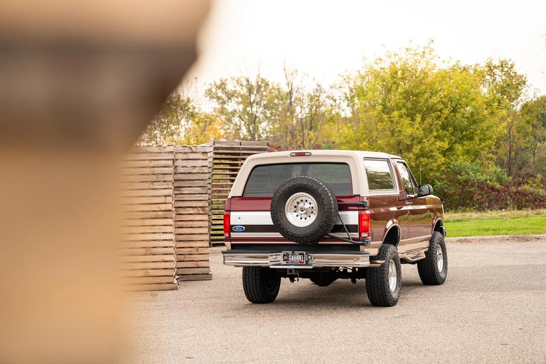 1996 Ford Bronco 5th Gen - Image 14 of 31