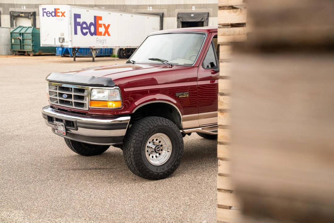 1996 Ford Bronco 5th Gen - Image 25 of 31