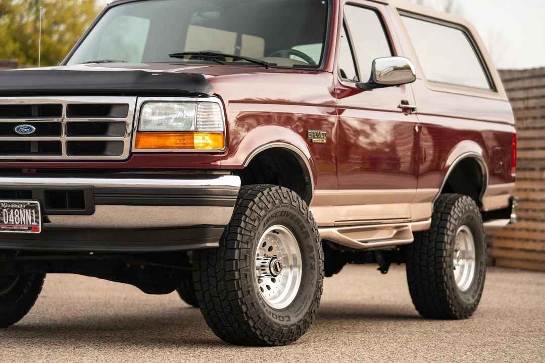 1996 Ford Bronco 5th Gen - Image 27 of 31