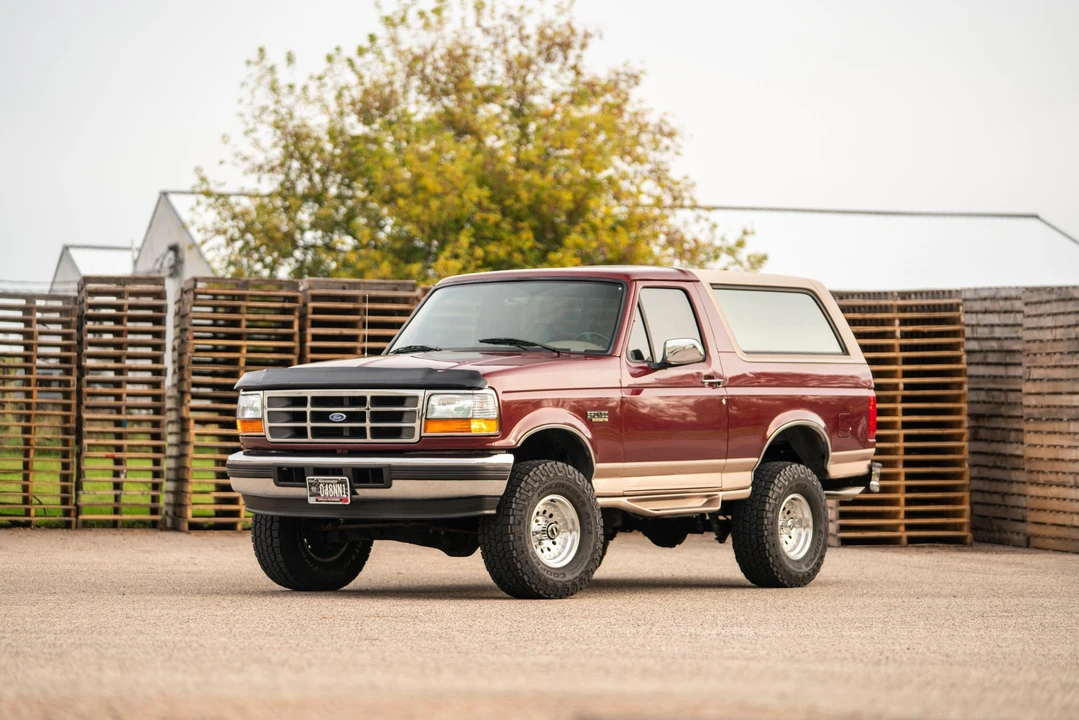 1996 Ford Bronco 5th Gen - Image 10 of 31