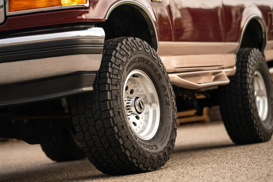 1996 Ford Bronco 5th Gen - Image 24 of 31