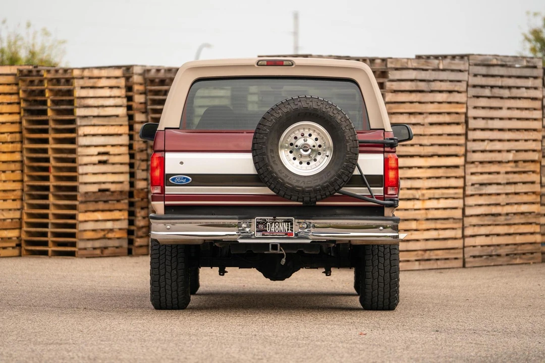 1996 Ford Bronco 5th Gen - Image 5 of 31