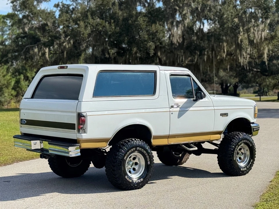 1996 Ford Bronco 5th Gen - Image 8 of 21