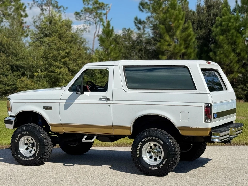 1996 Ford Bronco 5th Gen - Image 4 of 21