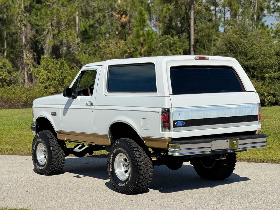 1996 Ford Bronco 5th Gen - Image 5 of 21