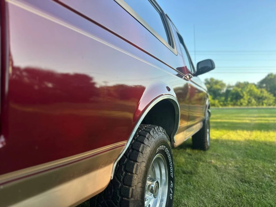 1996 Ford Bronco 5th Gen - Image 5 of 14