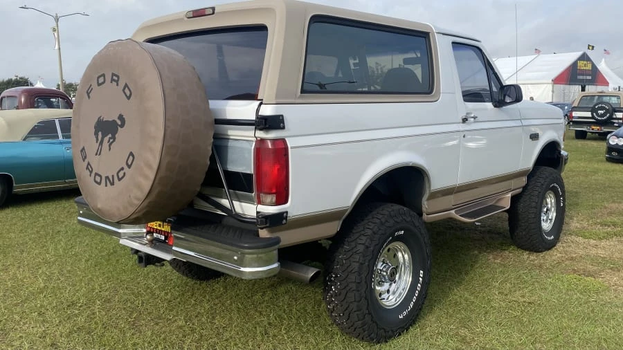 1996 Ford Bronco 5th Gen - Image 2 of 5