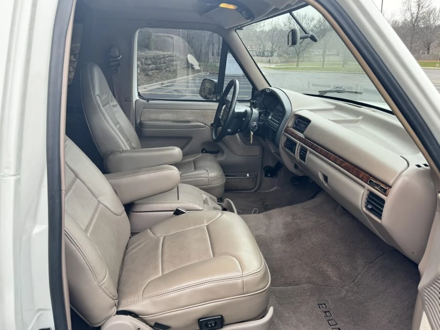 1996 Ford Bronco 5th Gen - Image 7 of 10