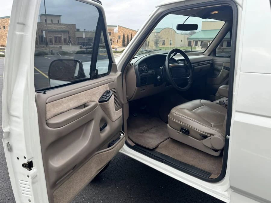 1996 Ford Bronco 5th Gen - Image 8 of 10