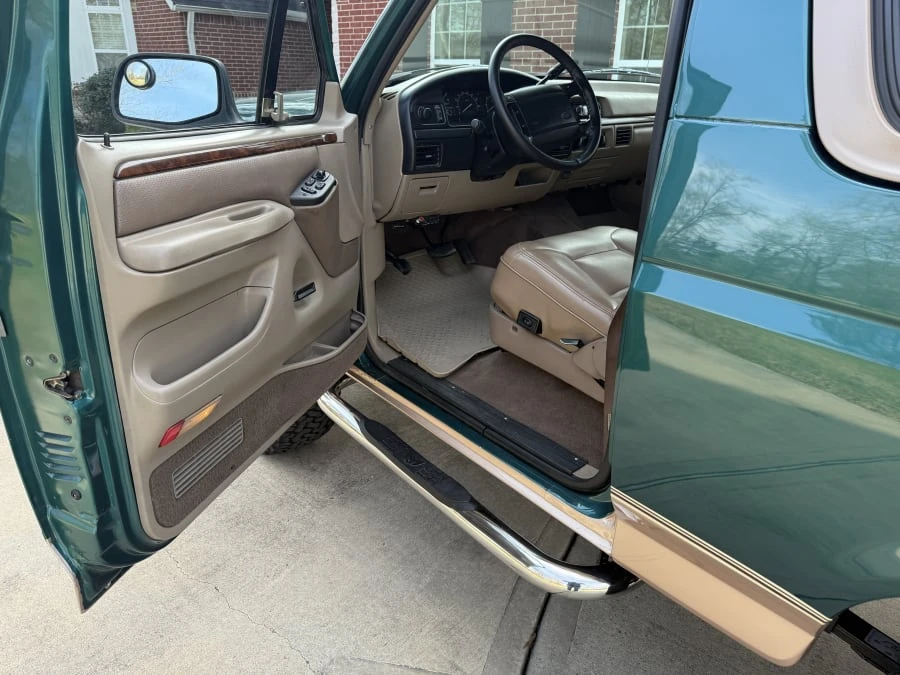 1996 Ford Bronco 5th Gen - Image 22 of 31