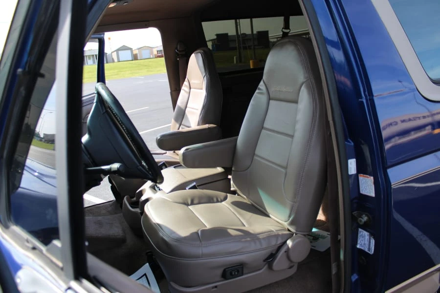 1996 Ford Bronco 5th Gen - Image 16 of 23