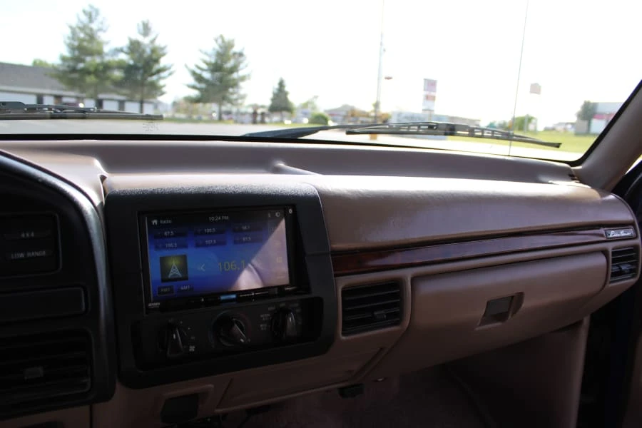1996 Ford Bronco 5th Gen - Image 17 of 23
