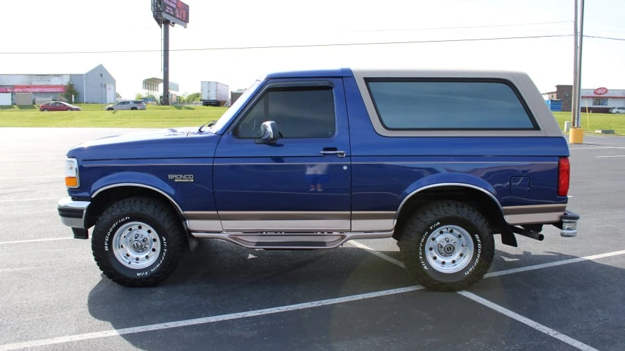 1996 Ford Bronco 5th Gen - Image 8 of 23