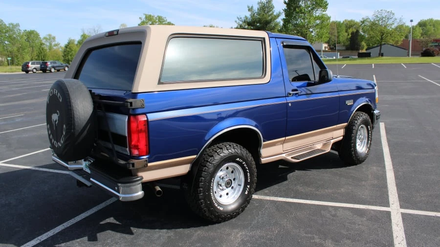 1996 Ford Bronco 5th Gen - Image 3 of 23