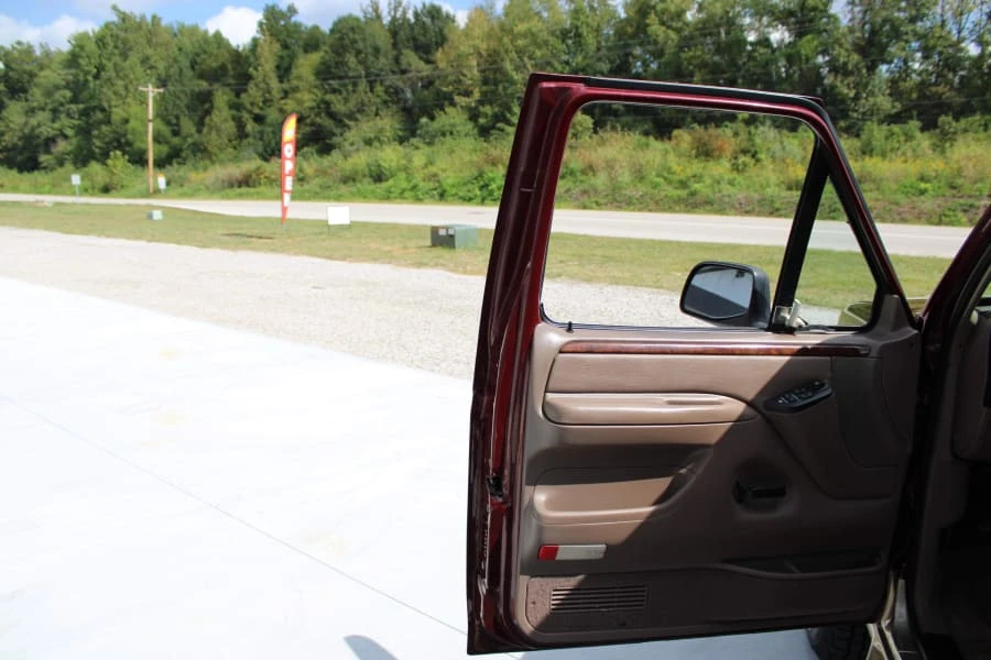 1996 Ford Bronco 5th Gen - Image 12 of 23