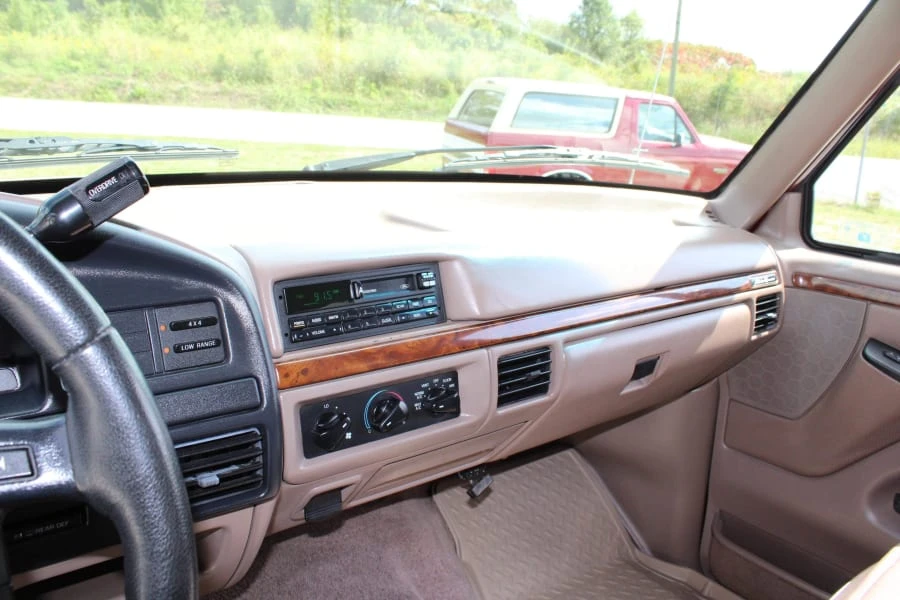 1996 Ford Bronco 5th Gen - Image 16 of 23